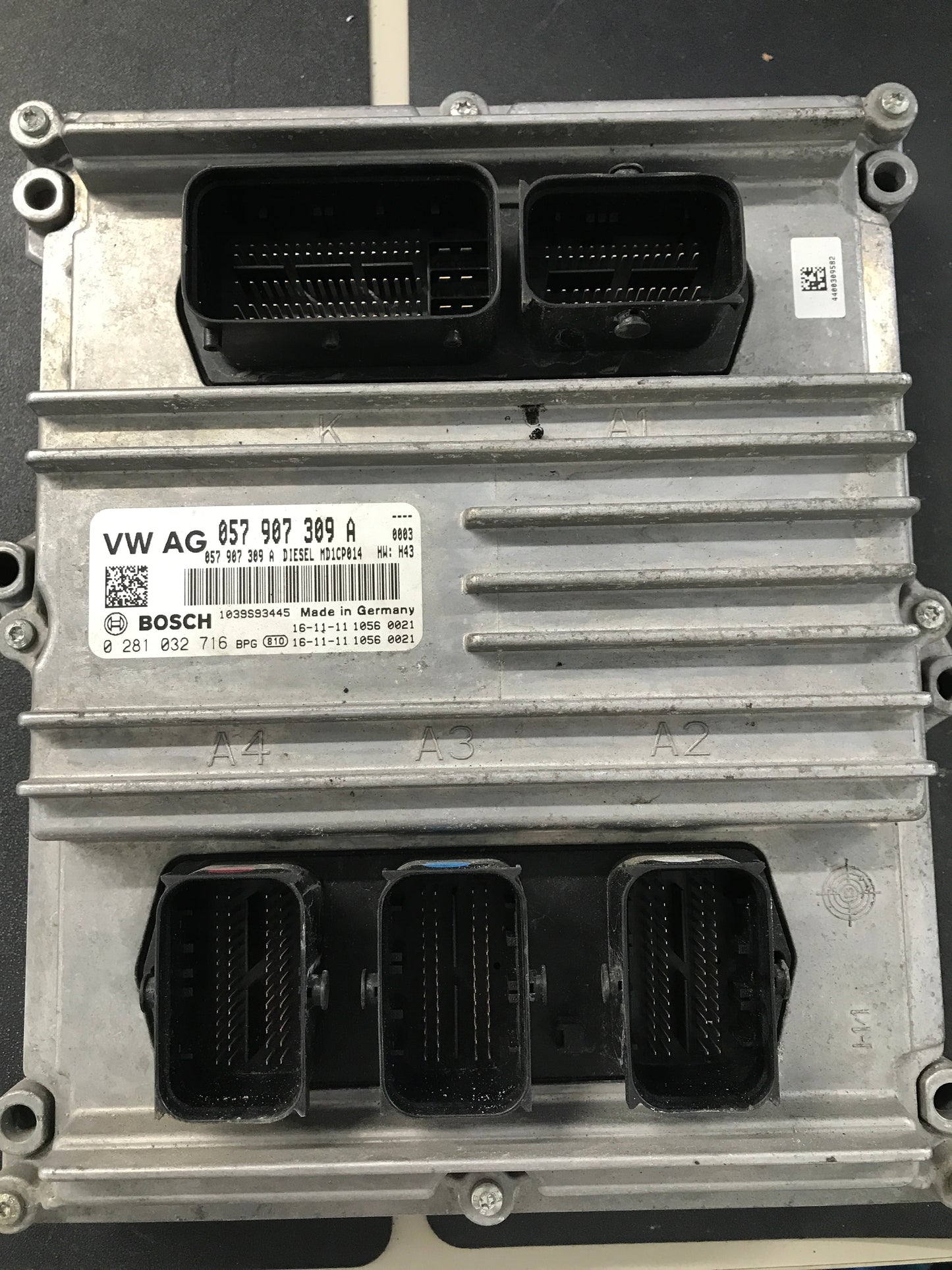 Unidad de control electrónico del motor Bosch, VW, 0281032806, 0 281 032 806, 059907309L, 059 907 309 L, MD1CP004-3.4, 1039S93689